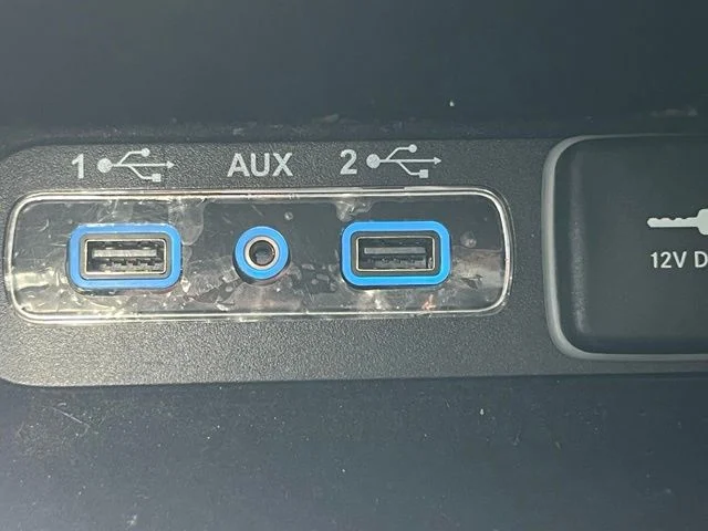 Used 2021 White Jeep Laredo X image 40