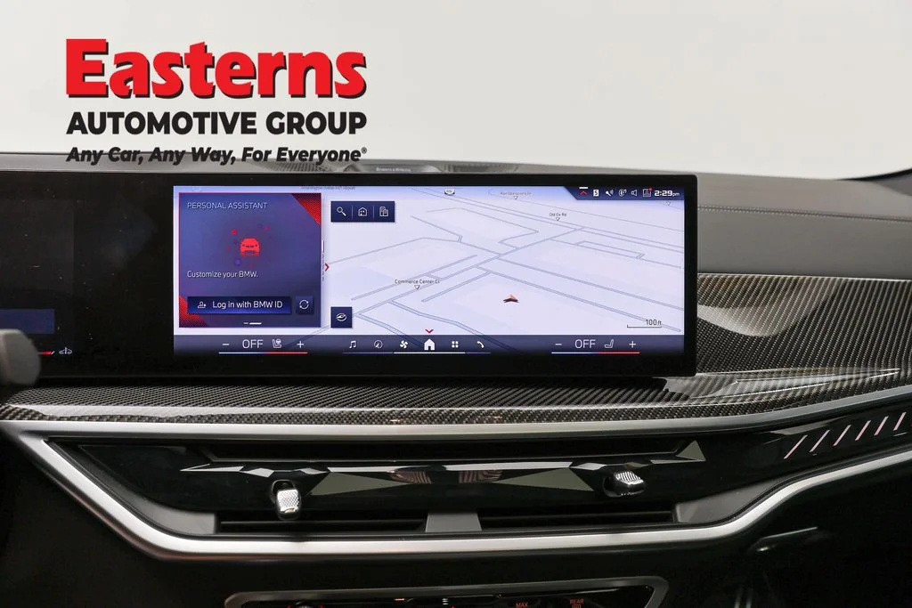 Used 2025 Black BMW M60i image 12