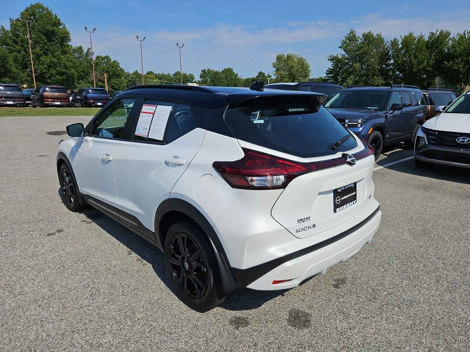 Used 2024 White Nissan SR image 5