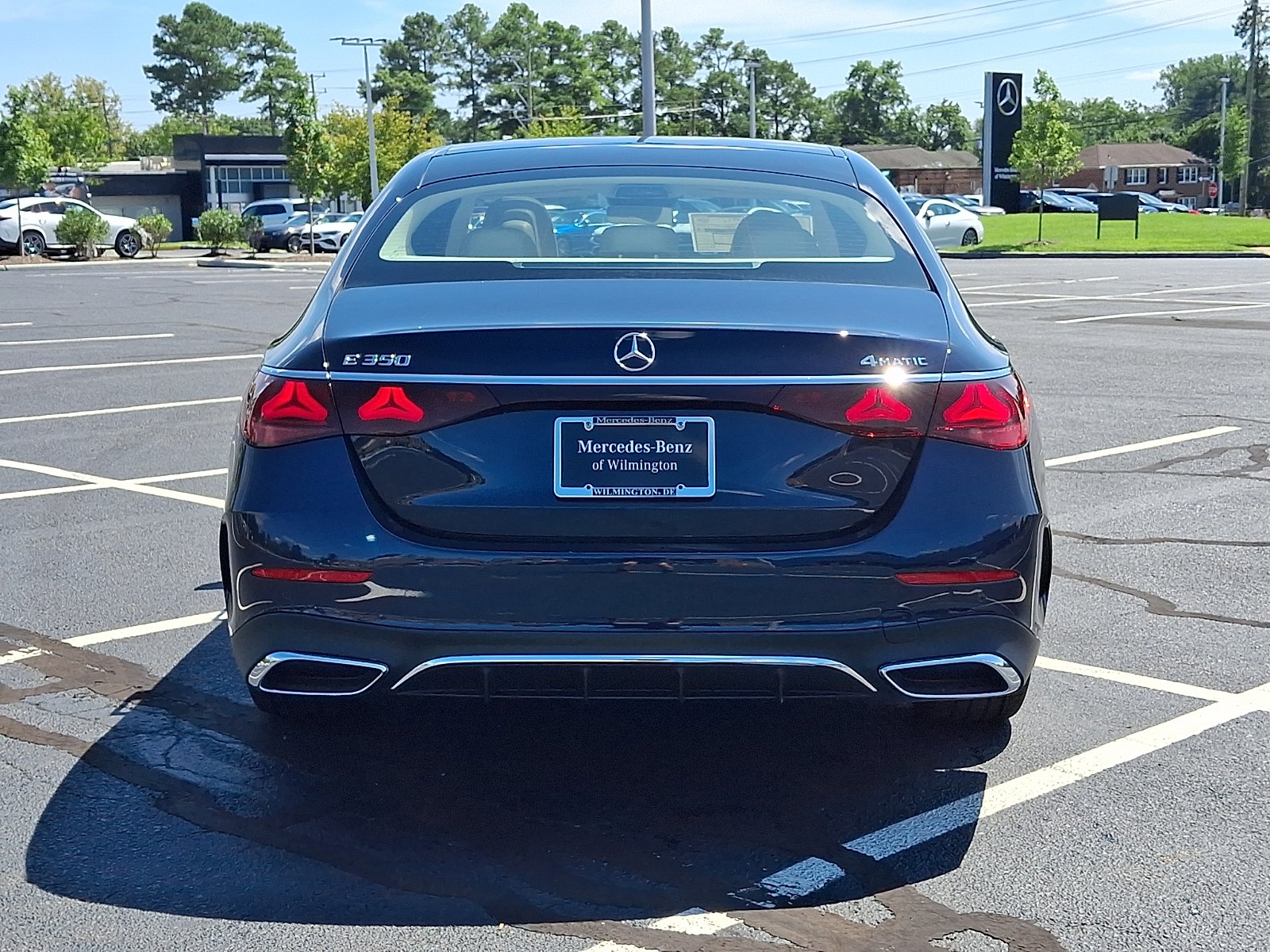 New 2027 Nautical Blue Metallic Mercedes-Benz E 350 image 5