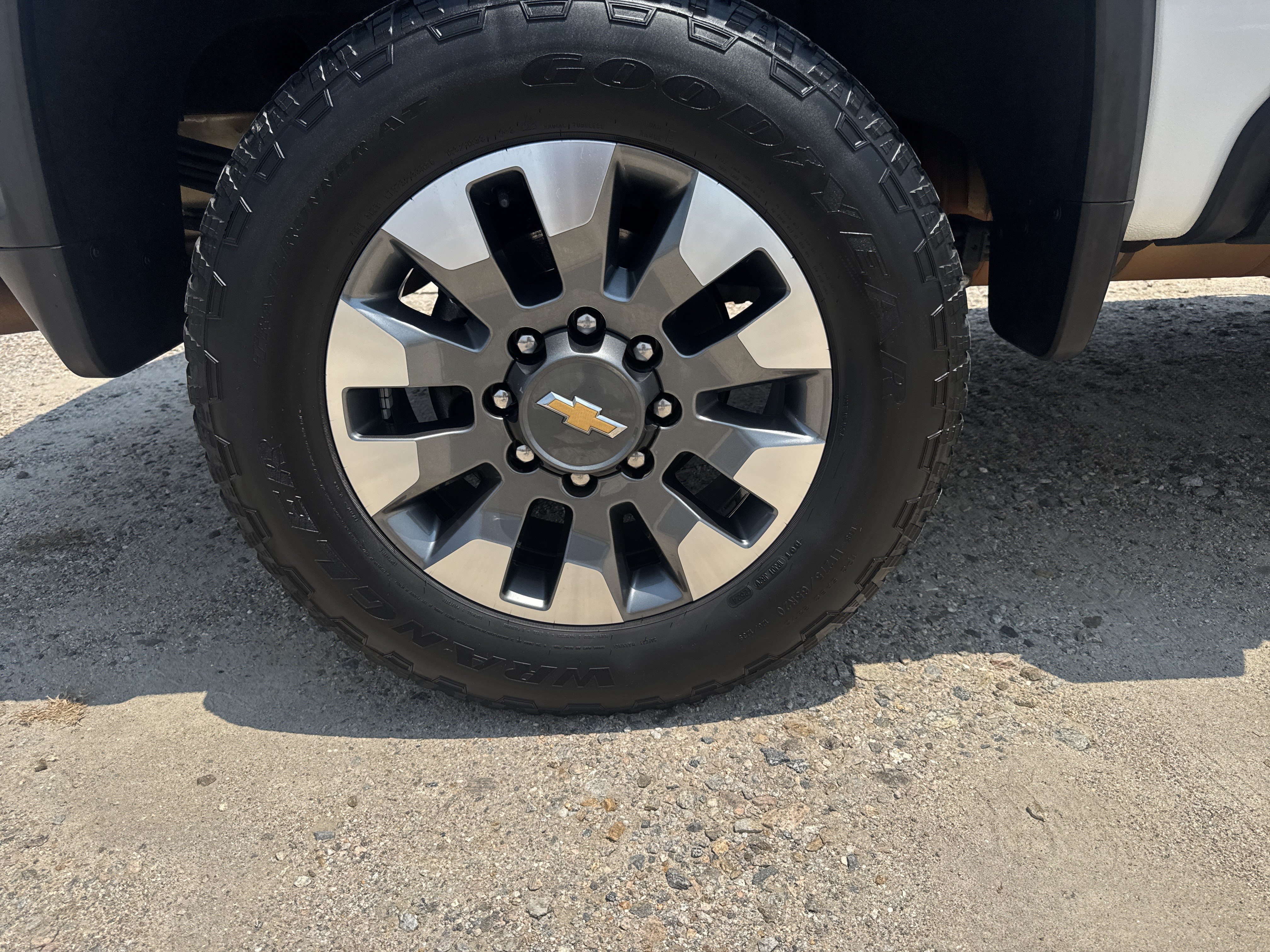 2023 Chevrolet Silverado 2500HD Custom - Photo 19