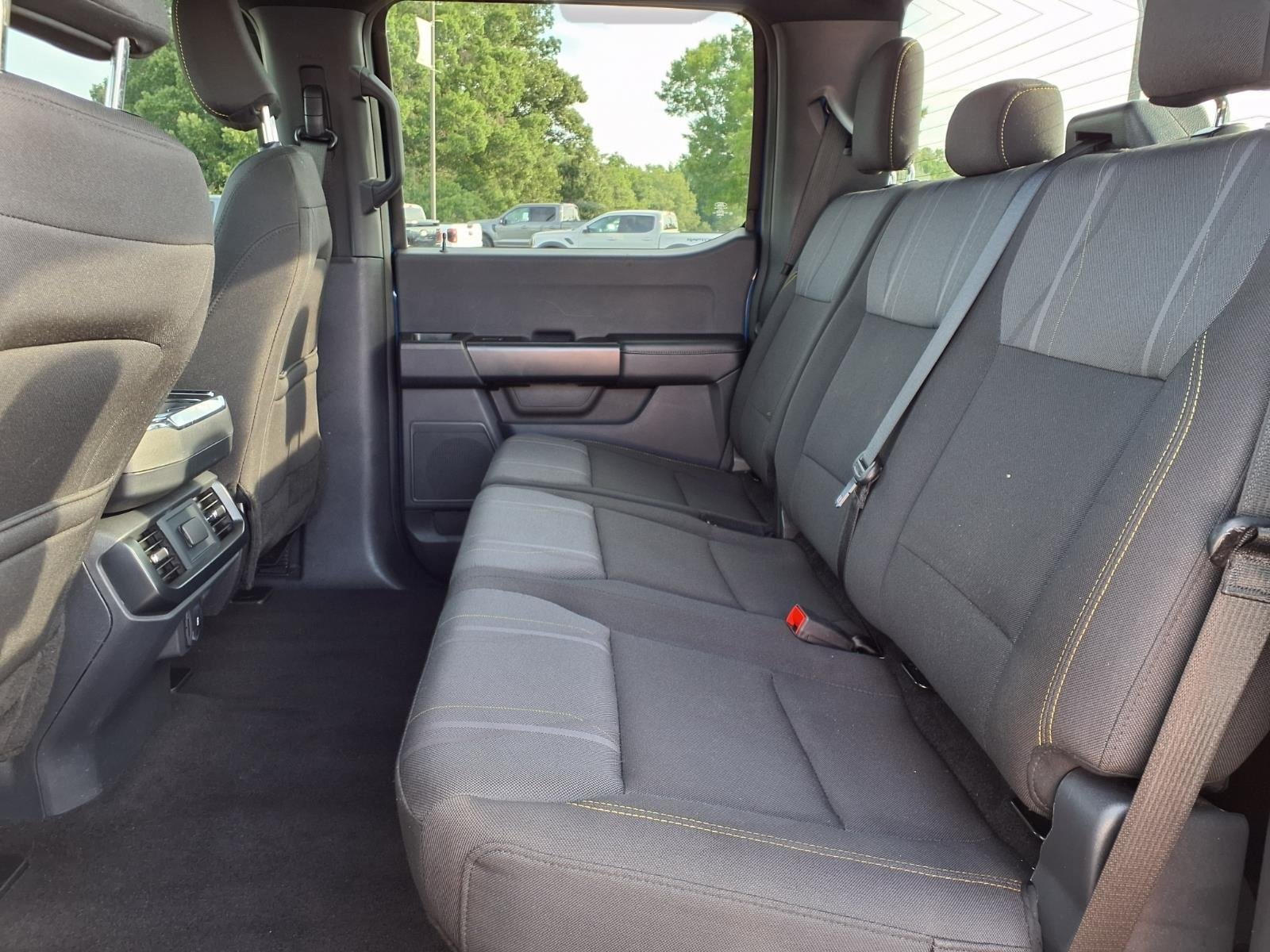 Used 2024 Atlas Blue Metallic Ford STX image 21