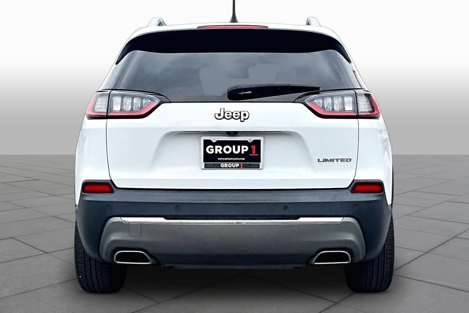 Used 2019 Bright White Clearcoat Jeep Limited image 5