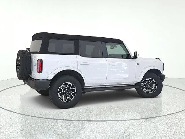 Certified Used 2023 Oxford White Ford Outer Banks image 6