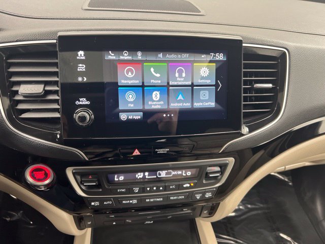 Used 2022 Red Honda Touring image 17