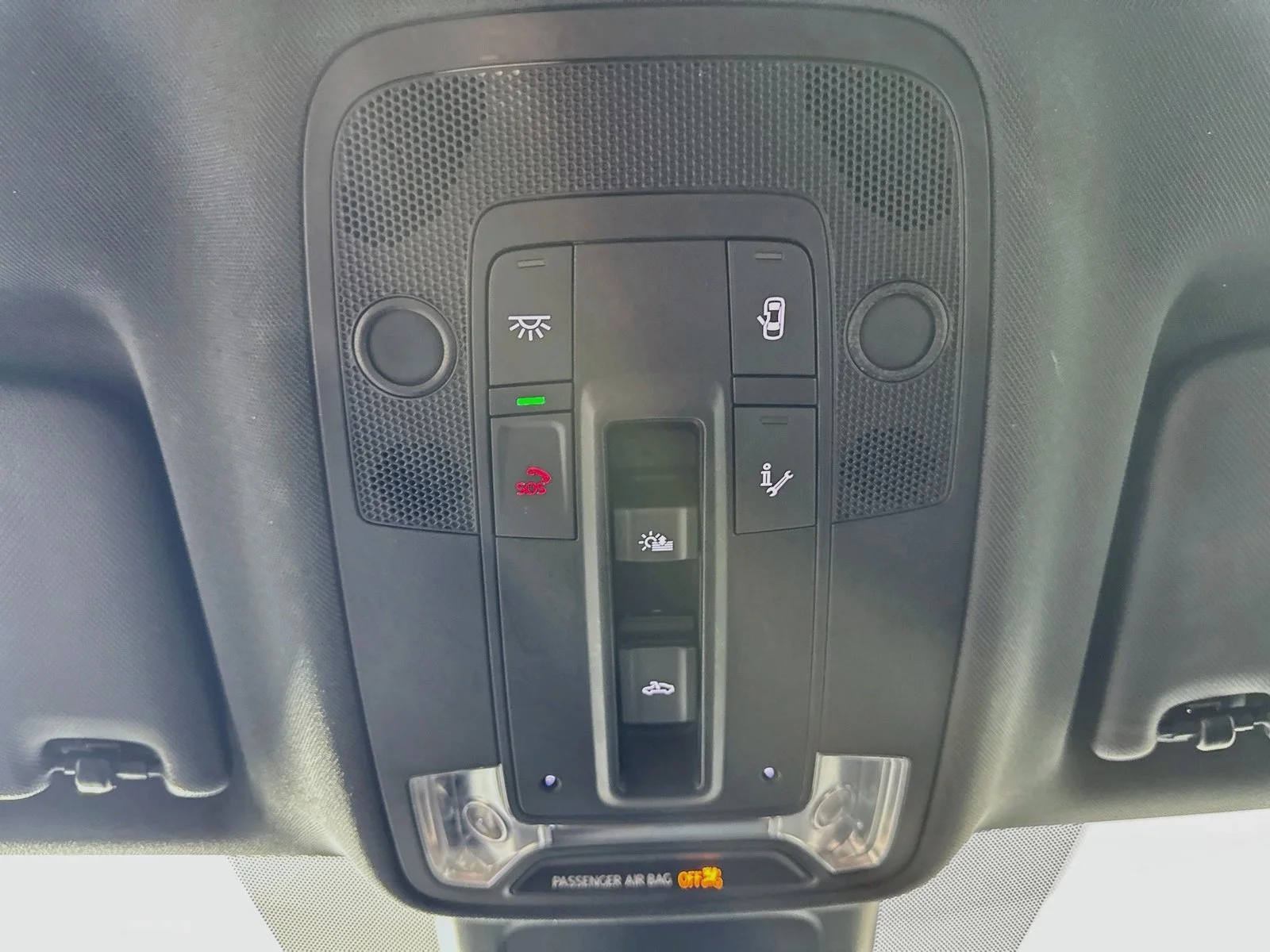 Used 2022 Black Audi  image 33