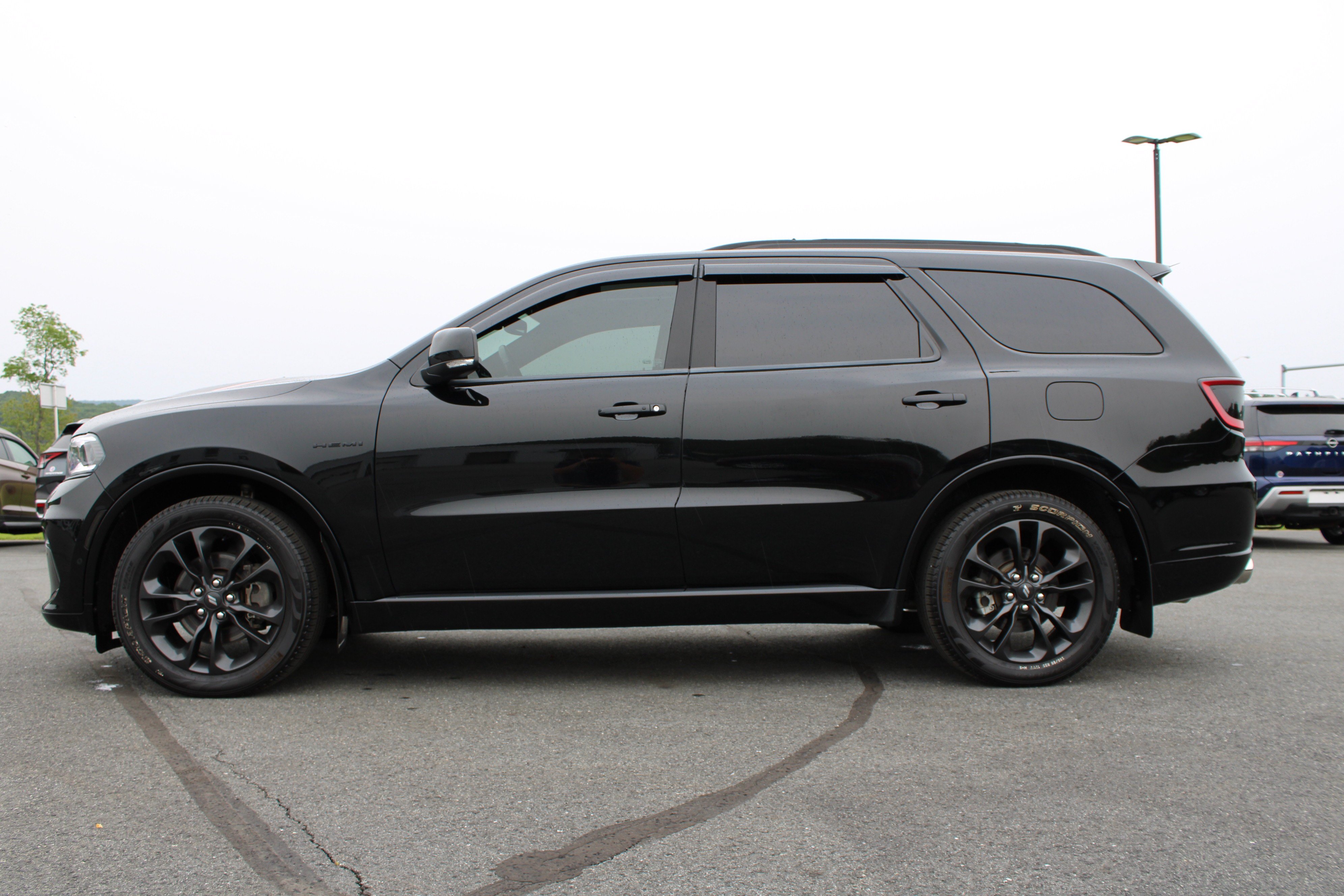Used 2023 DB Black Clearcoat Dodge R/T Premium image 13