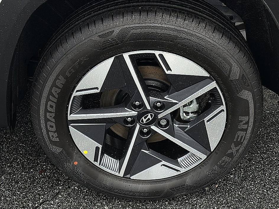 New 2026 Creamy White Pearl Hyundai SEL AWD image 21