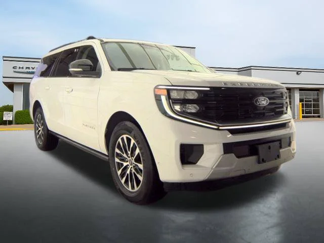 Used 2025 White Ford Platinum image 2