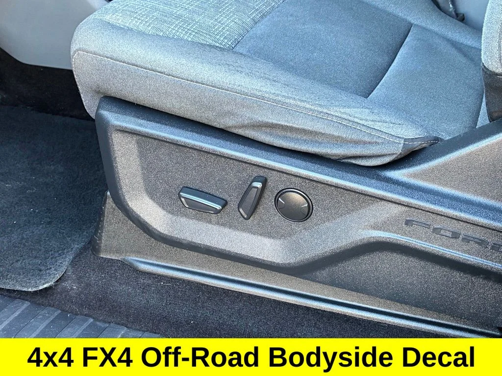 Used 2021 Black Ford XLT image 17