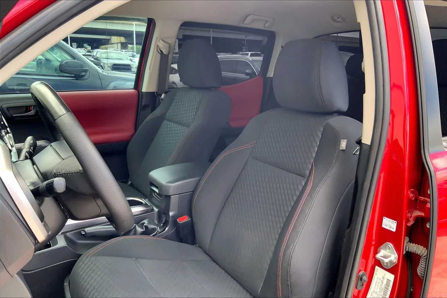 Used 2023  Toyota SR5 image 11