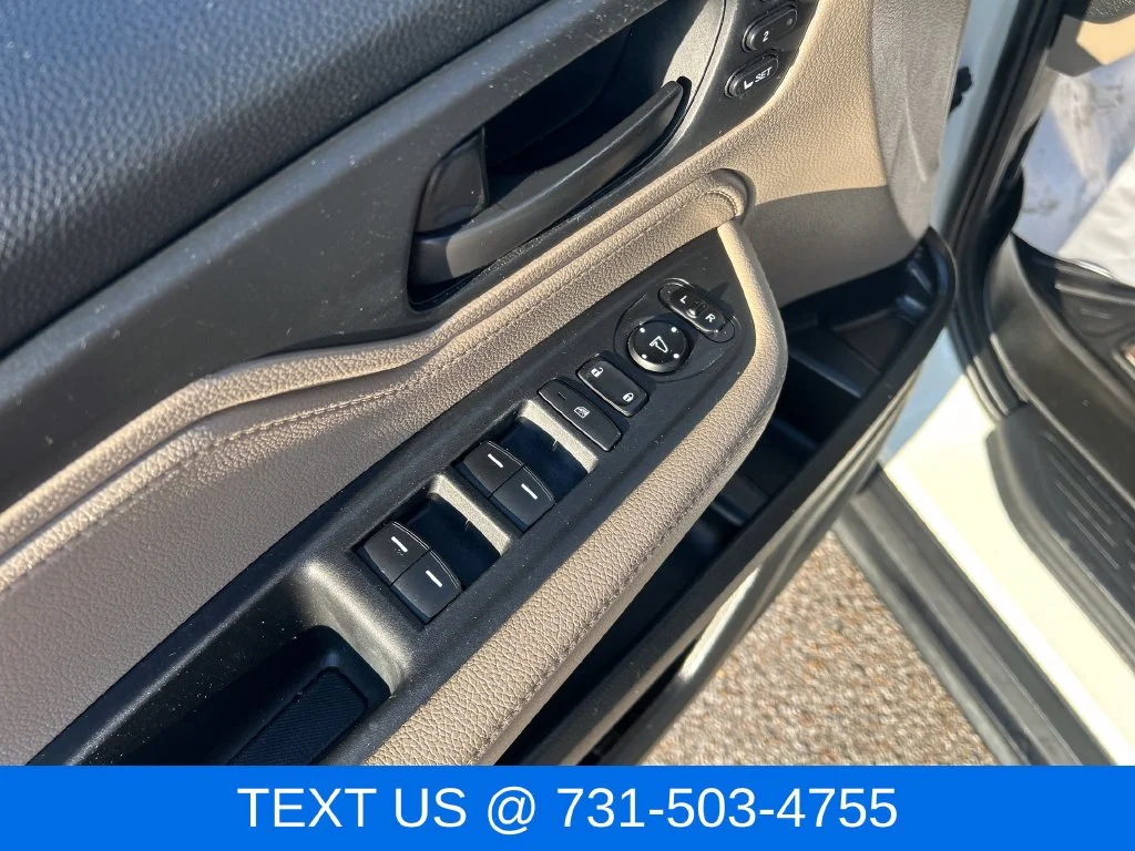 Used 2019 White Honda EX-L image 12