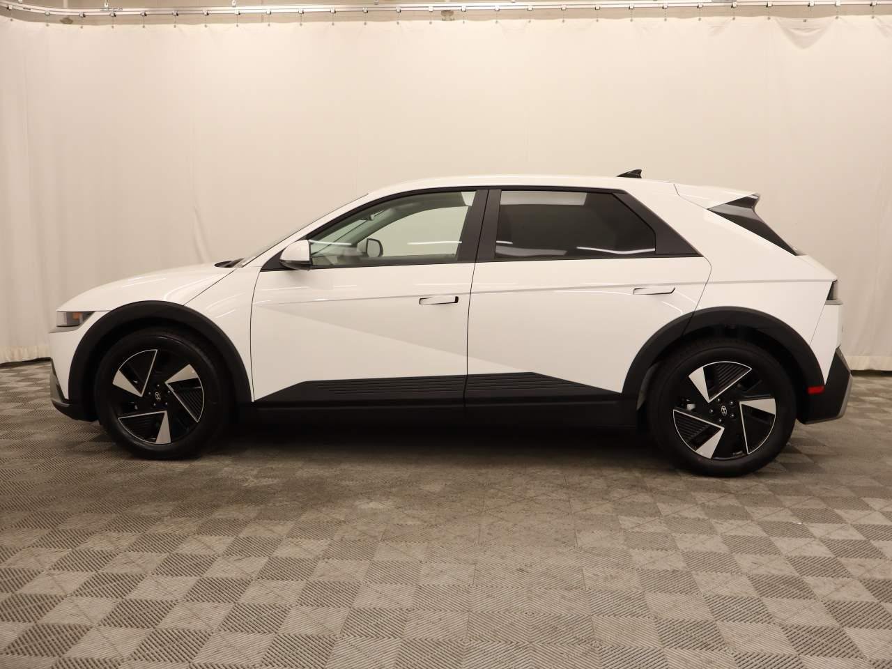 New 2026 Atlas White Hyundai SEL image 2