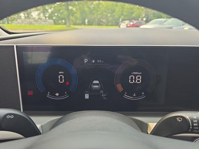 New 2026 Black Hyundai SEL Plus AWD image 18