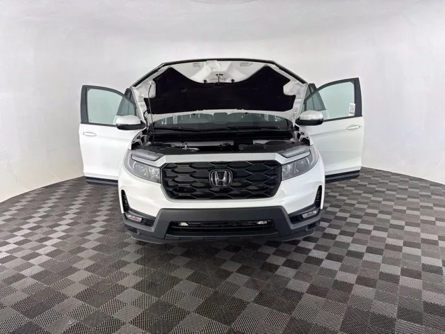 Certified Used 2023 White Honda EX-L image 12