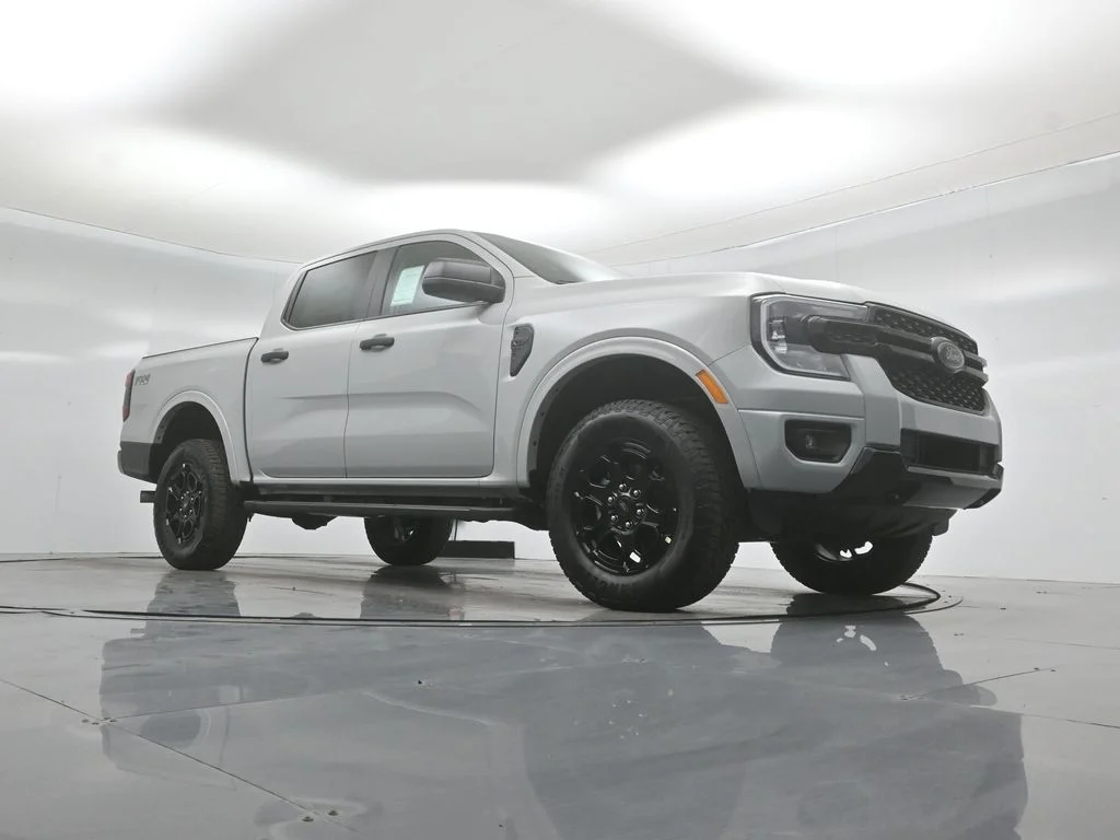 New 2026 Avalanche Ford XLT image 43