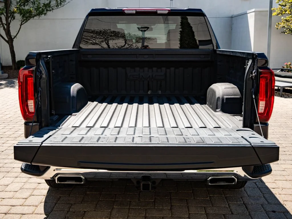 Used 2023 Titanium Rush Metallic GMC SLT image 21