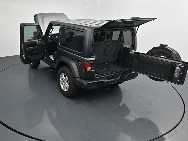 Used 2023 Crystal Metallic Jeep Sport S image 42