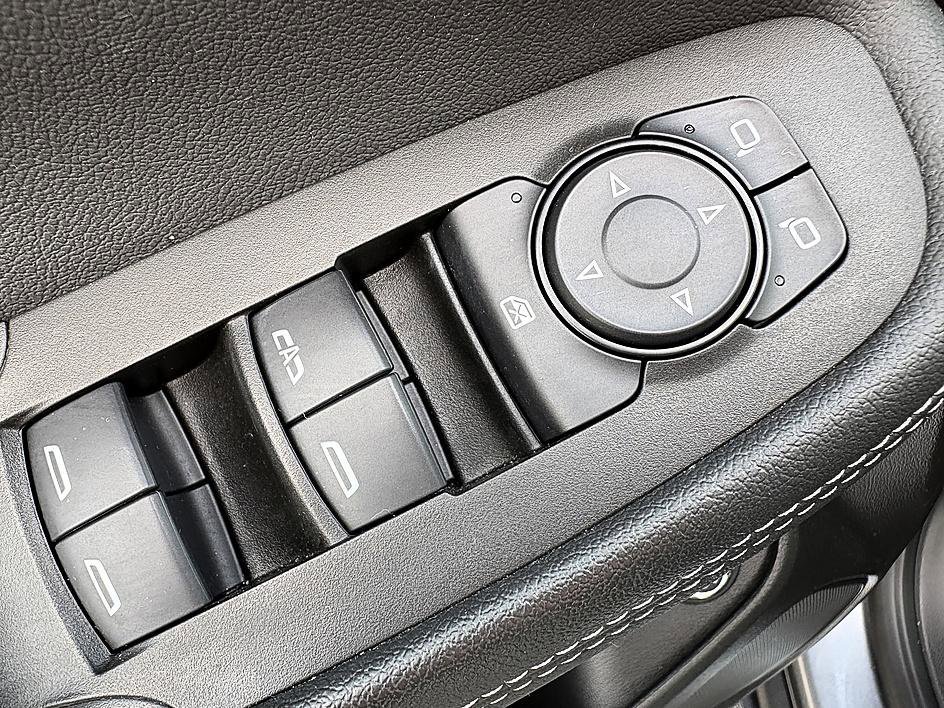 Used 2020 Satin Steel Metallic Buick Essence image 16