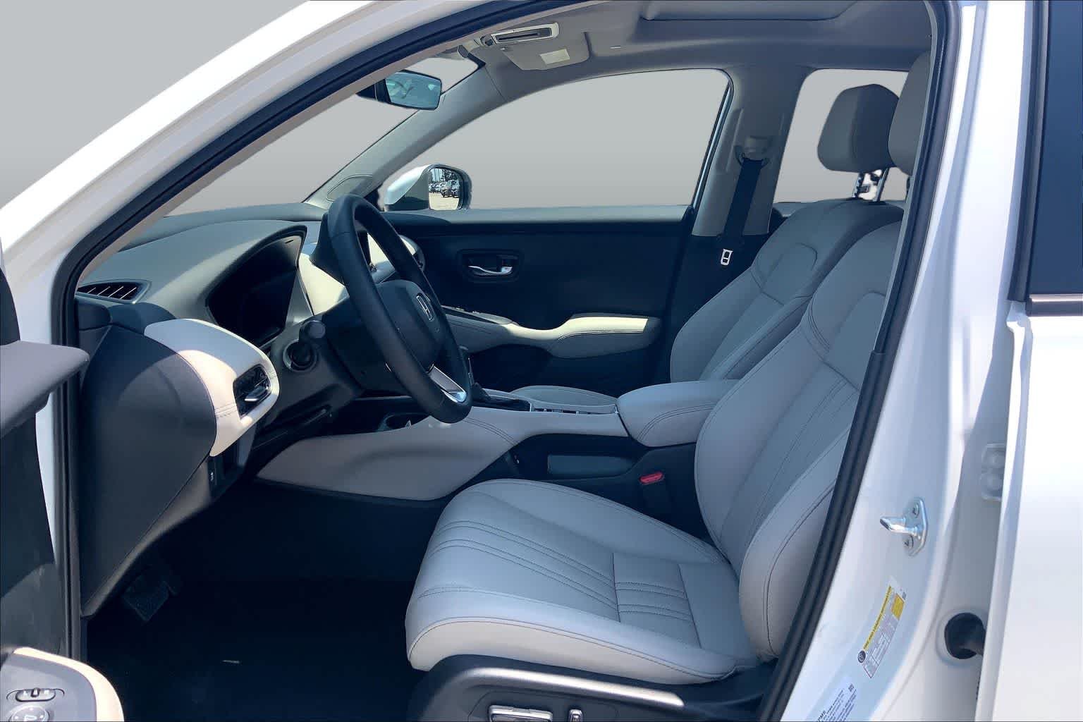 New 2027 Platinum White Pearl Honda EX-L 2WD image 9