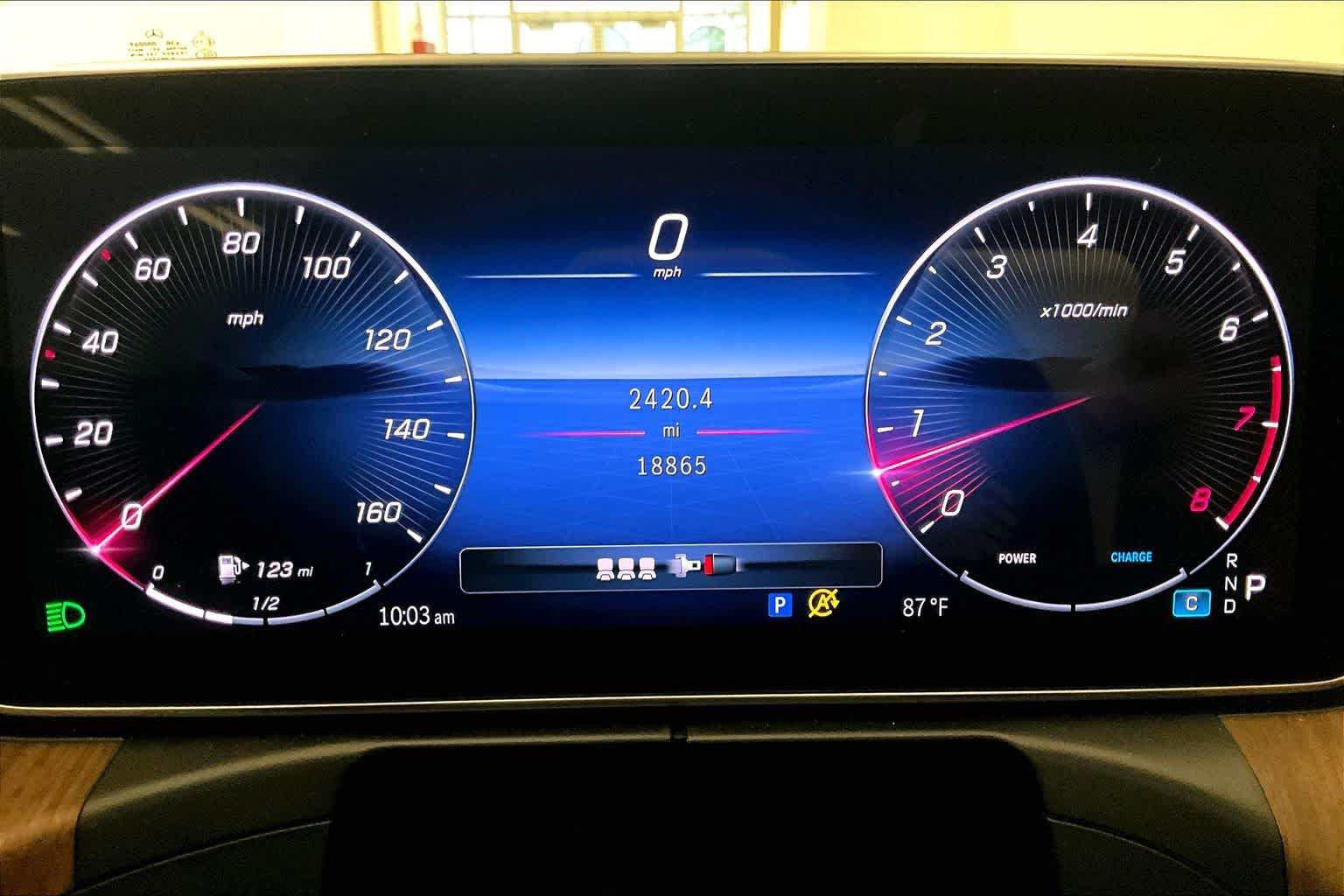 Used 2024 Black Mercedes-Benz C 300 image 23