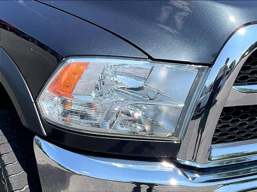 Used 2018 Gray Ram Sport image 31