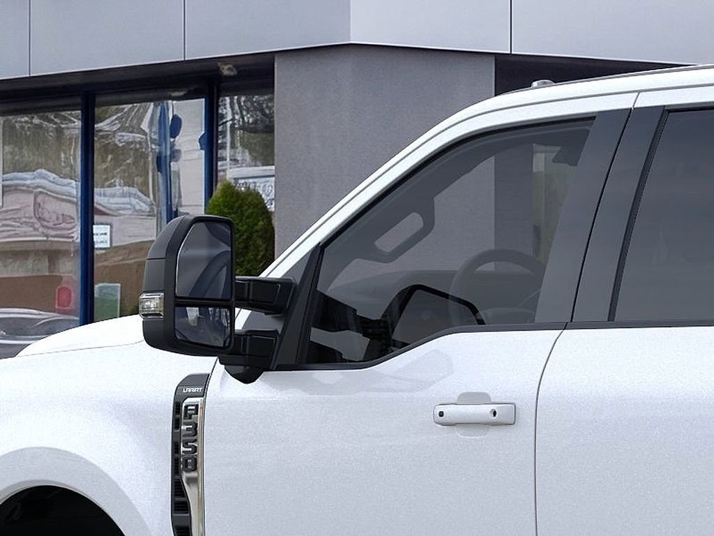 New 2026 Star White Metallic Tri-Coat Ford F-350® Lariat® image 20