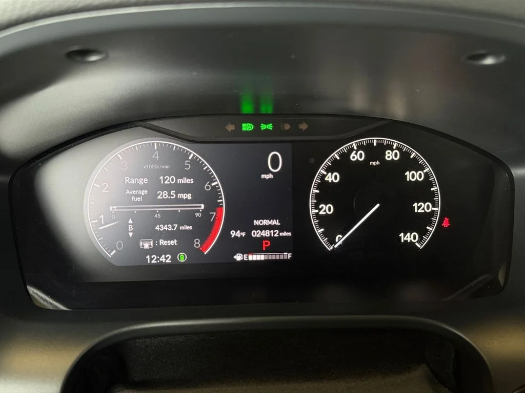 Used 2023  Honda LX image 18