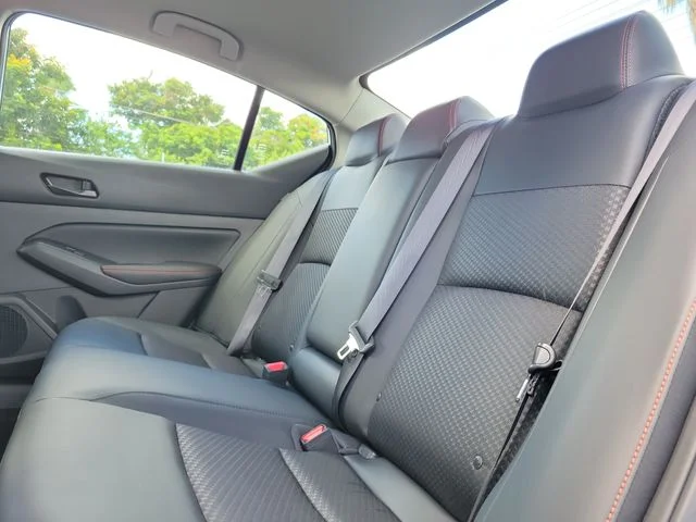 New 2026 Gray Sky Pearl / Super Black Two-tone Nissan SR image 11