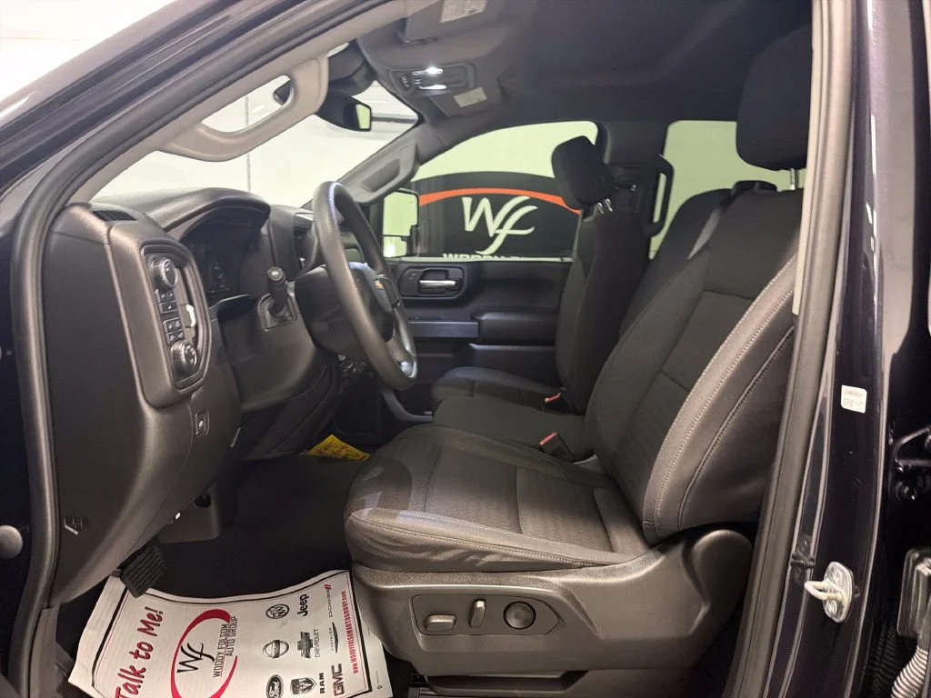 Used 2024 Gray Chevrolet Custom image 11