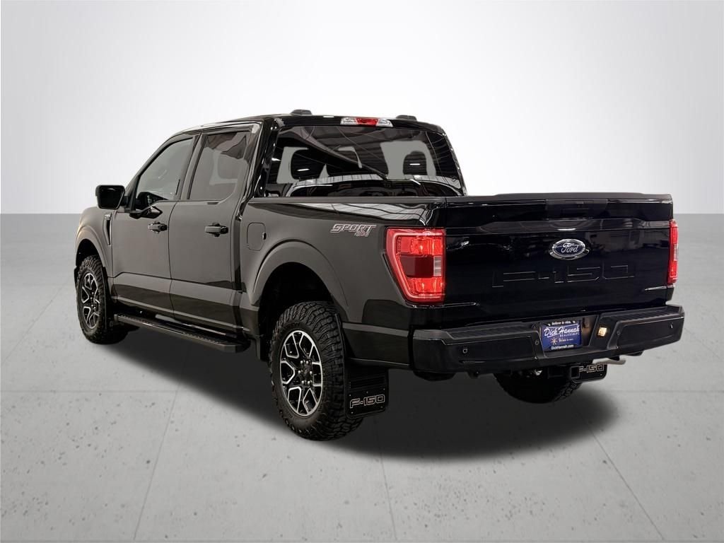 Used 2022 Black Ford XLT image 12