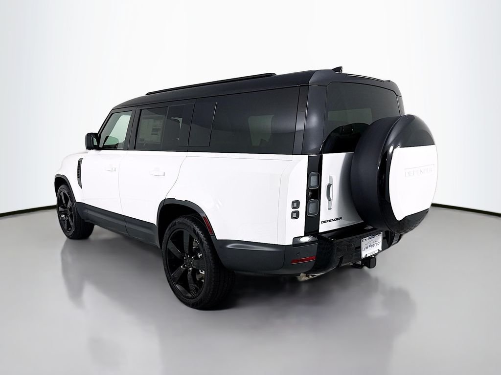 New 2026 Fuji White Land Rover S image 3