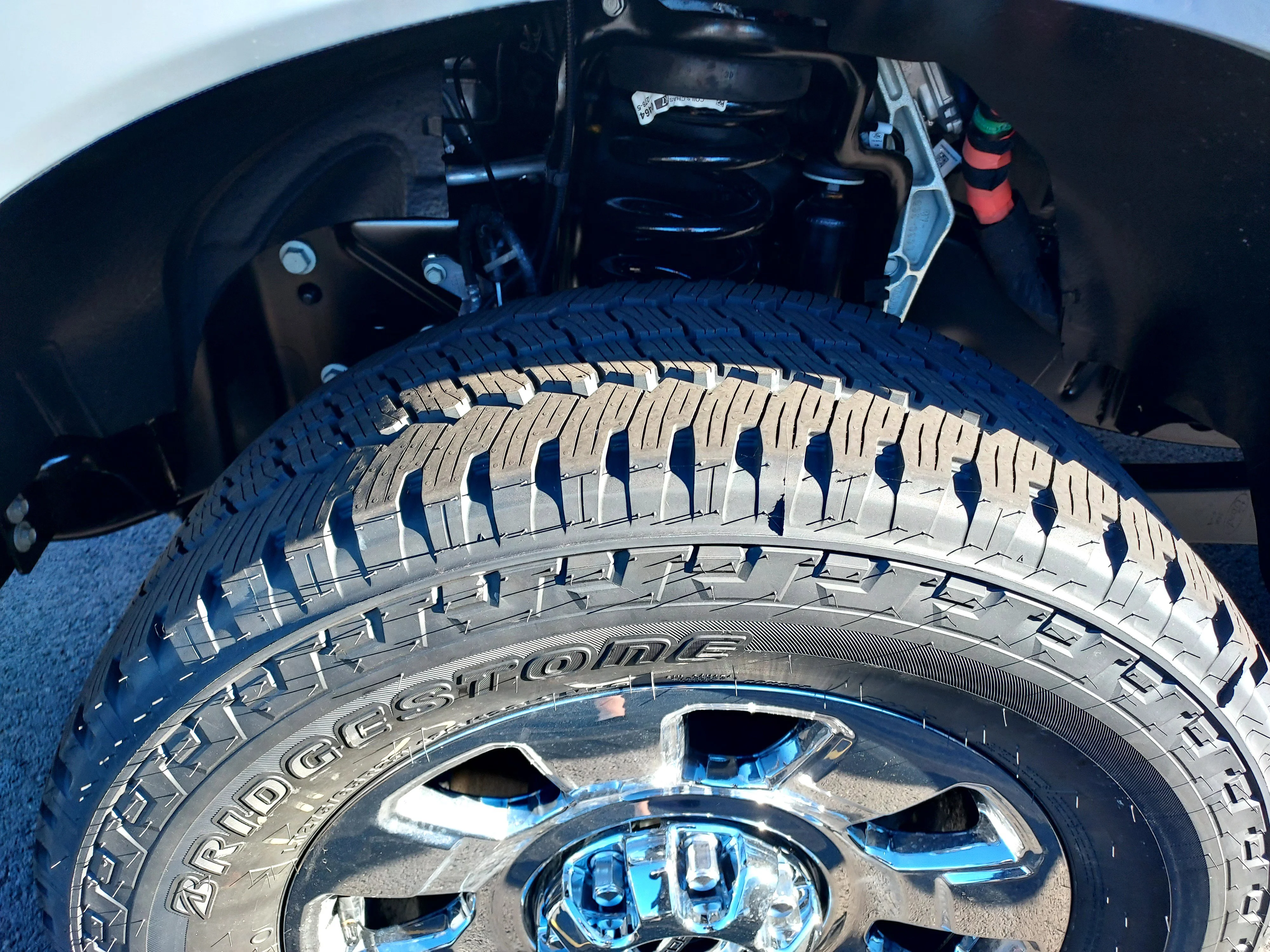 New 2026 Glacier Gray Metallic Tri-Coat Ford King Ranch image 3