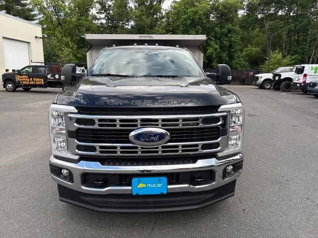 New 2026 Agate Black Metallic Ford XL image 2