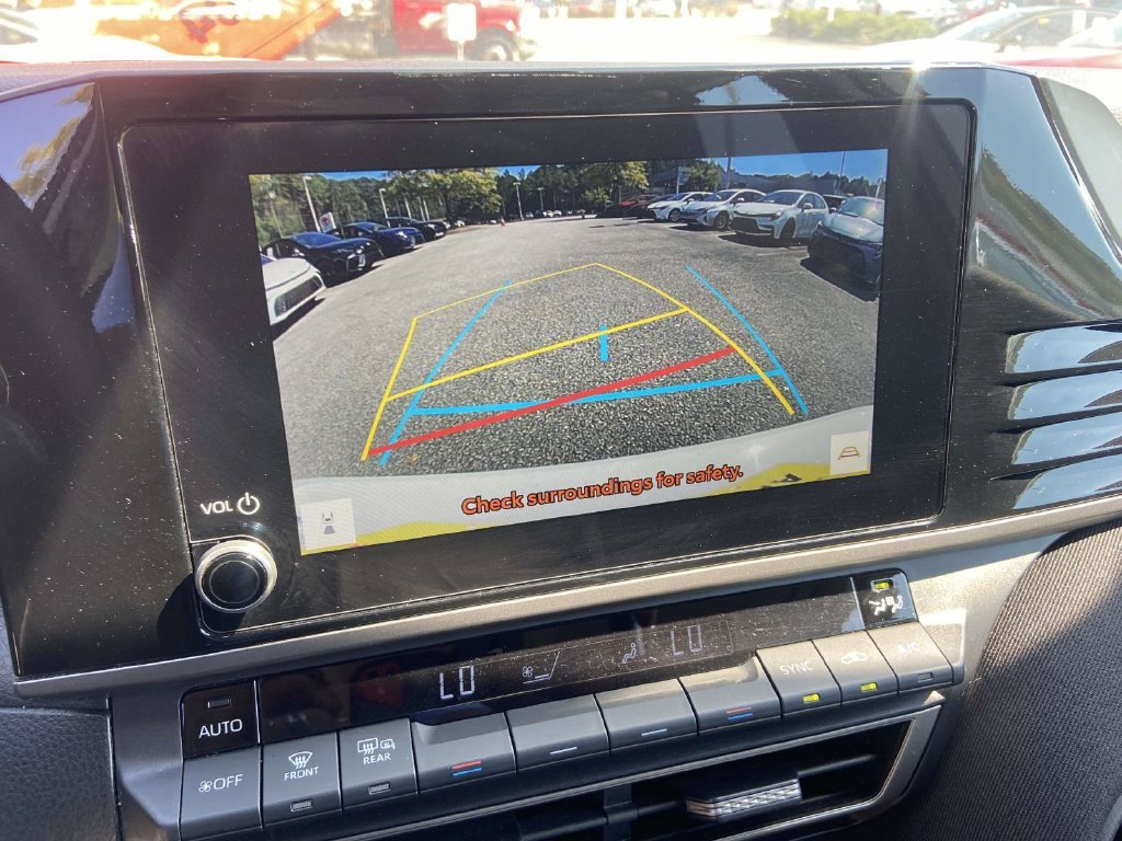 2025 Toyota Camry LE - Photo 21