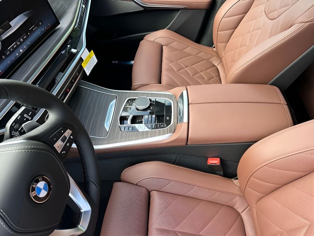 Certified Used 2026 Manhattan Green Metallic BMW xDrive40i image 19