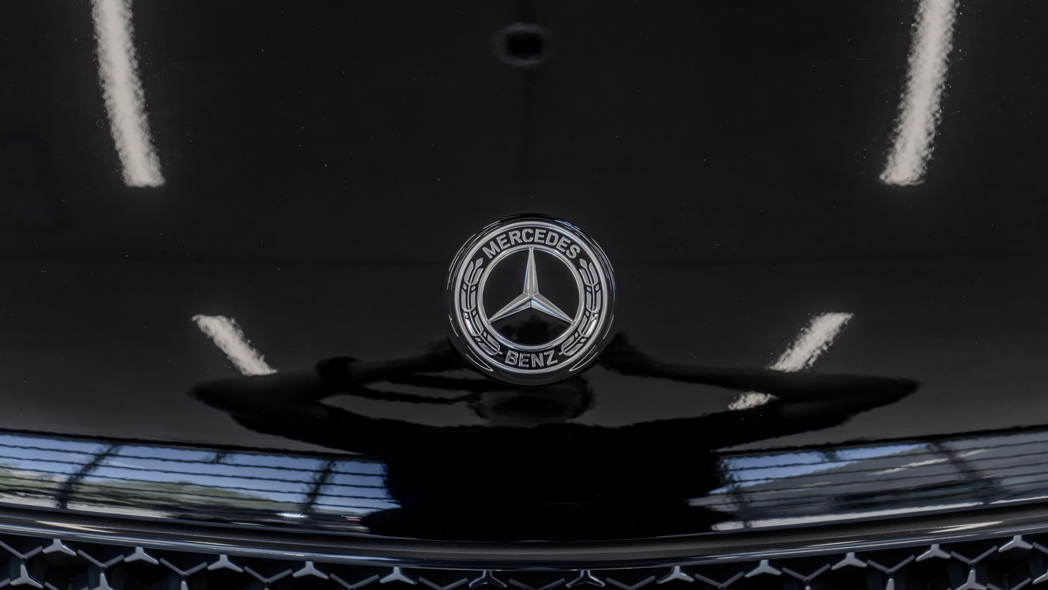New 2026 Black Mercedes-Benz GLC 300 Coupe image 5