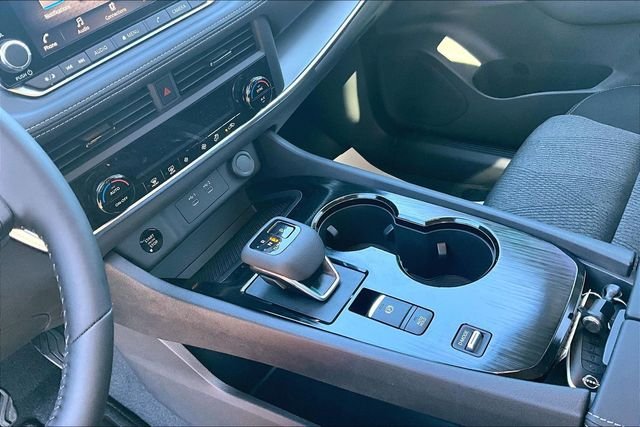 New 2026 Nissan Rogue SV 4D Sport Utility