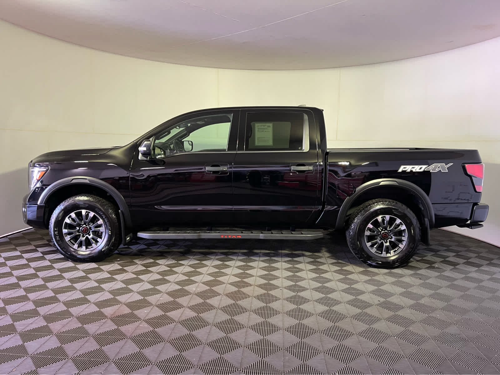 Certified Used 2024 Super Black Nissan PRO-4X image 4