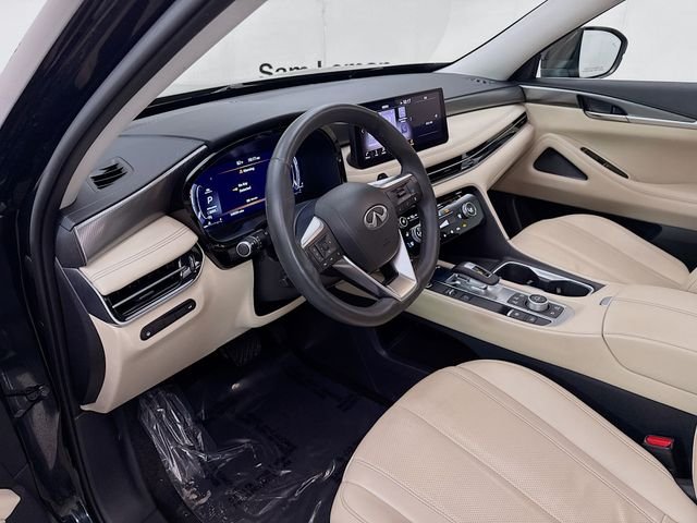 Used 2023 Mineral INFINITI LUXE image 9