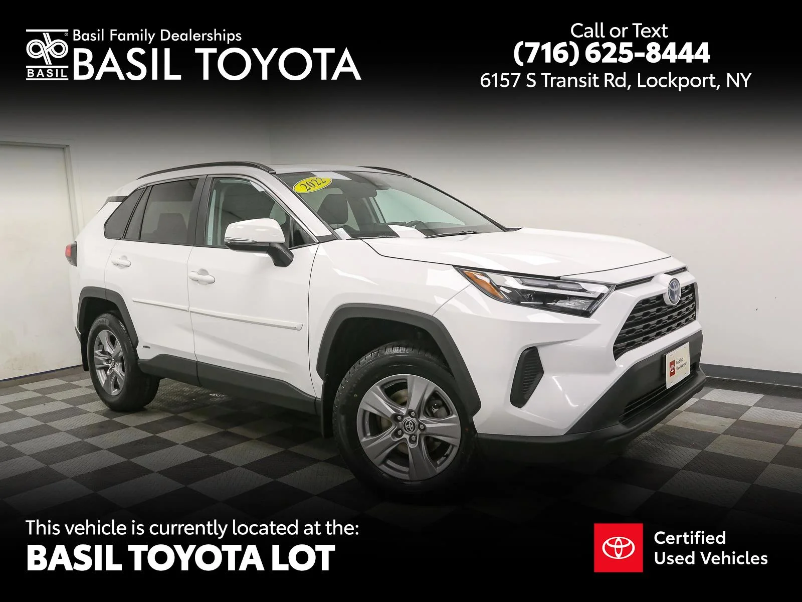 Certified Used 2022 White Toyota XLE image 1