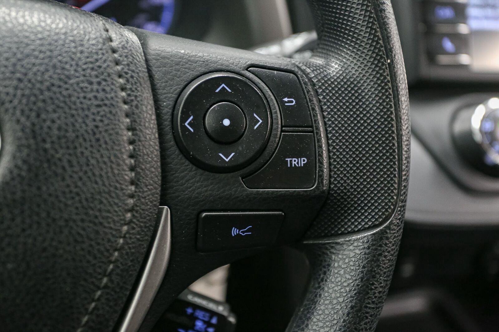 Used 2018 Black Toyota LE image 31