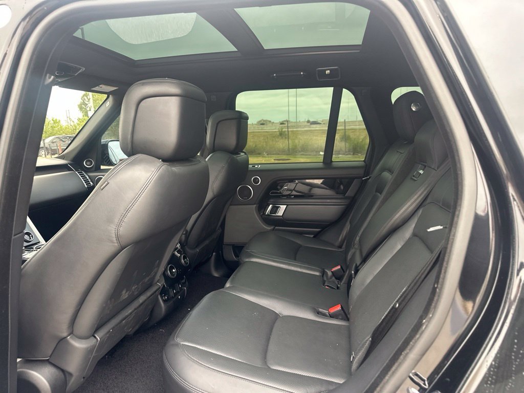 Used 2019 Santorini Black Metallic Land Rover 5.0L V8 Supercharged image 10