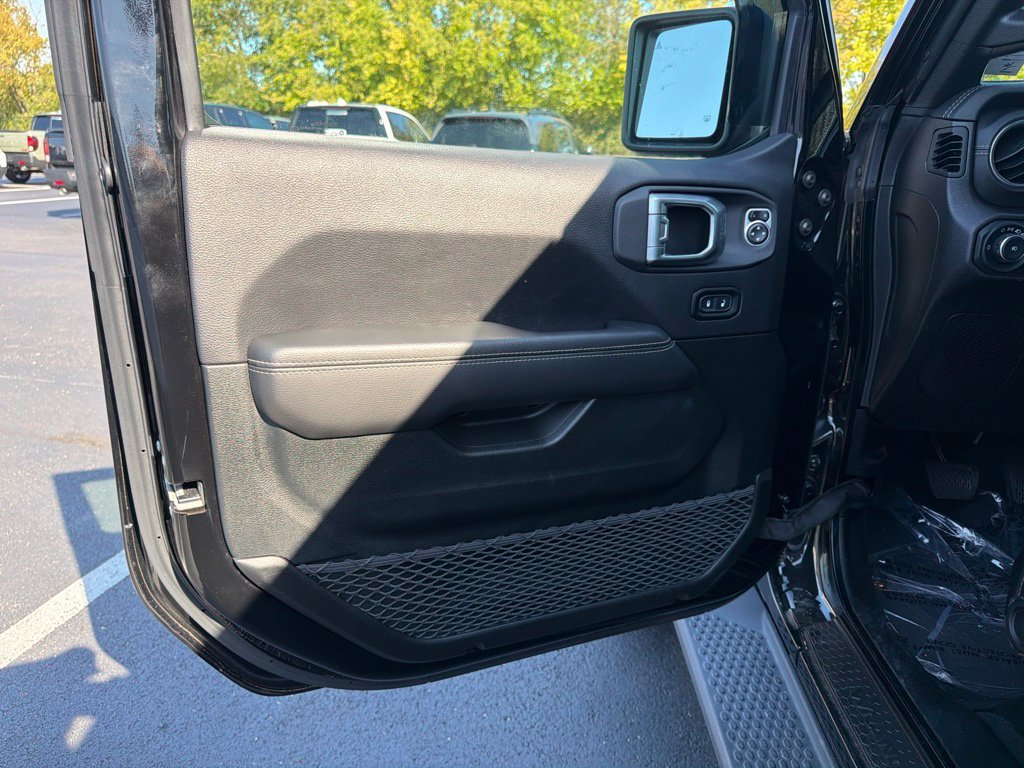 2021 Jeep Wrangler Unlimited Sahara - Photo 17