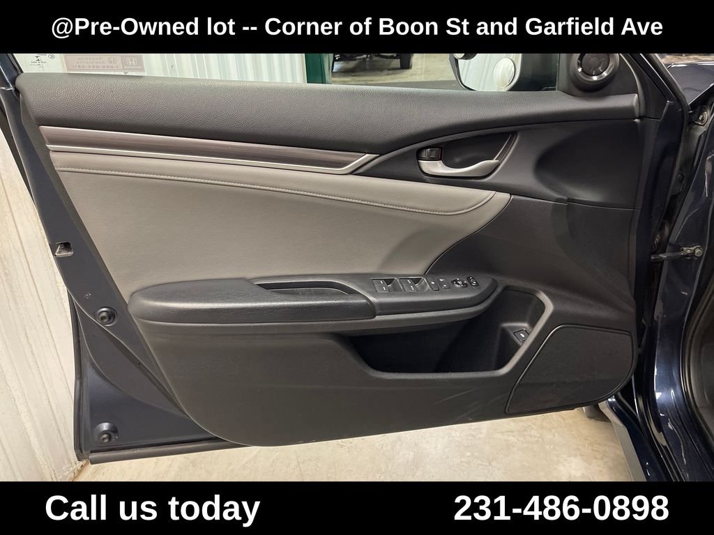 Used 2020  Honda EX-L image 14