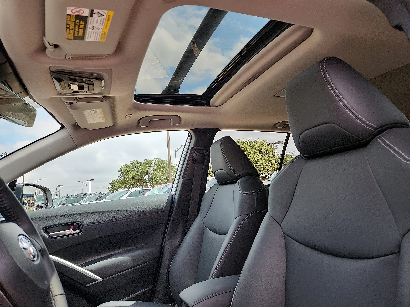 Used 2026 Pearl Toyota XLE image 14