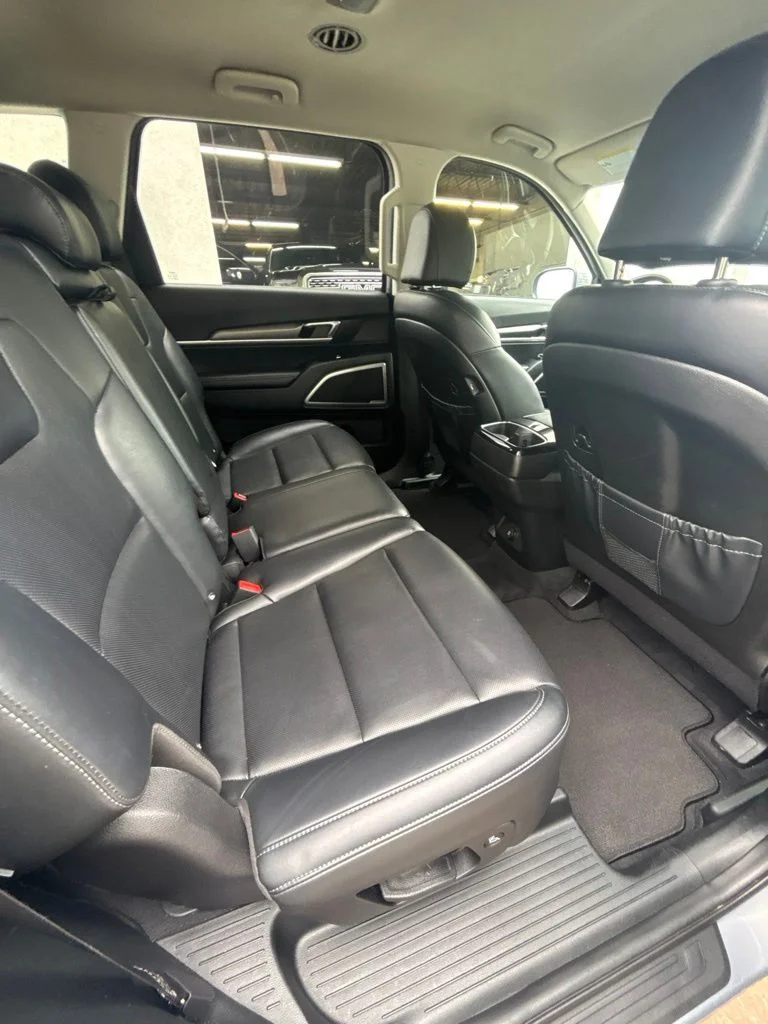 Used 2022 Silver Kia LX image 25
