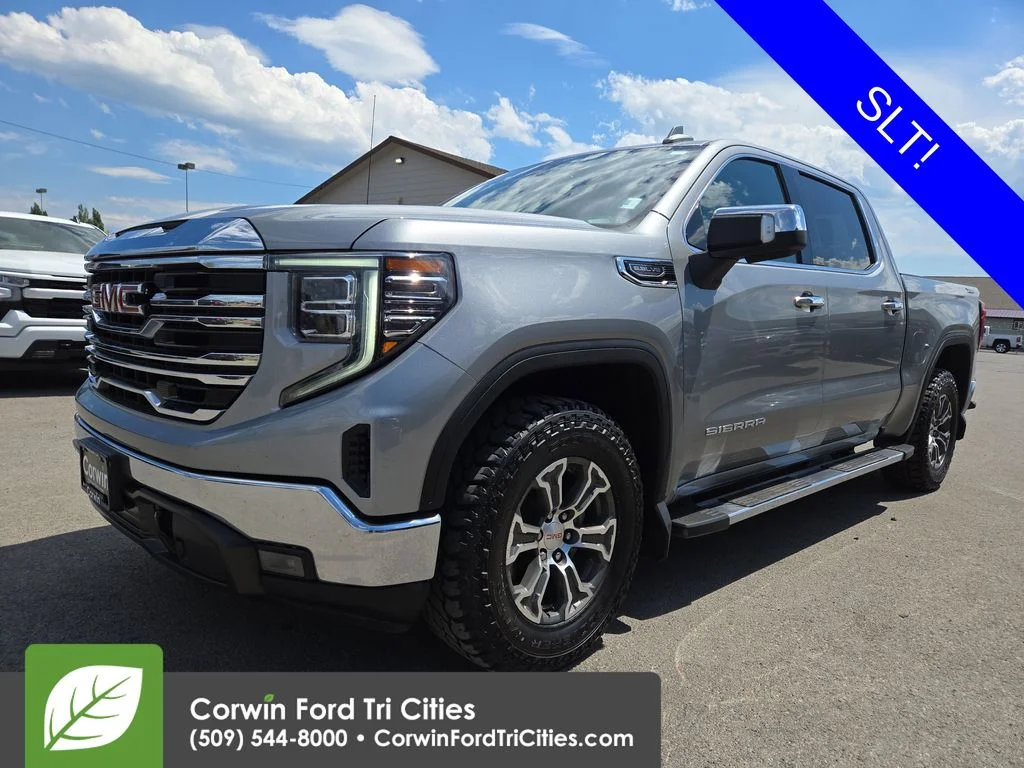 Used 2023  GMC SLT image 5