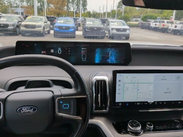 Certified Used 2025 Oxford White Ford Platinum image 21