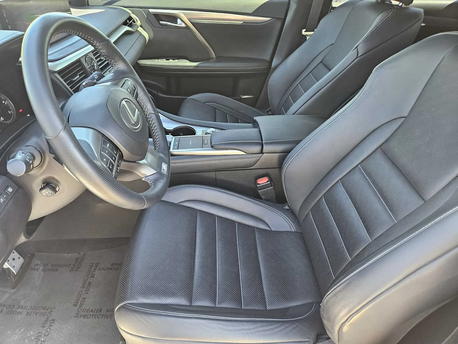 Certified Used 2022 ULTRA WHITE Lexus F SPORT Handling image 8
